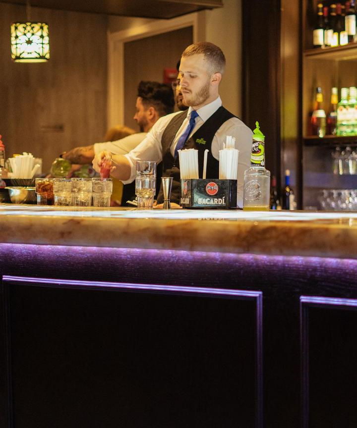 Live Music and Karaoke Restaurant Miami